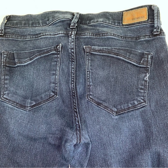 Express Mid Rise Dark Wash Jeans - Picture 6 of 8